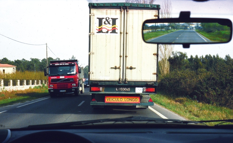 O peão idoso requer da parte do condutor uma atenção especial? (4618)